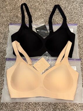 SheCurve Wireless Bra Bundle S Nude & Black Seamless Comfort Bras NWT